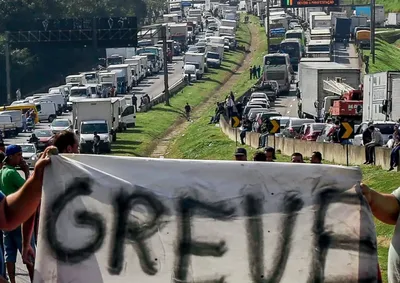 Vargem Grande do Sul lidera em registros ativos; levantamento re&uacute;ne dados de oito cidades do RNTRC; deputado Paulo Barbosa cobra solu&ccedil;&atilde;o para a categoria