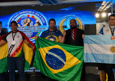 Campe&atilde;o invicto nos bra&ccedil;os direito e esquerdo, bracista vargengrandense agora se prepara para disputar o mundial na &Iacute;ndia 