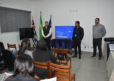 Workshop reuniu servidores municipais para aperfei&ccedil;oar o mapeamento das contrata&ccedil;&otilde;es p&uacute;blicas e fortalecer a gest&atilde;o administrativa