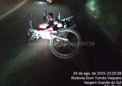 Acidente aconteceu na noite de s&aacute;bado (29) e provocou a interdi&ccedil;&atilde;o tempor&aacute;ria da rodovia