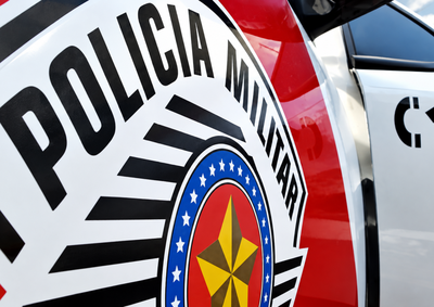 Suspeito de 37 anos foi abordado na presen&ccedil;a de fam&iacute;lias e crian&ccedil;as; ofereceu resist&ecirc;ncia e precisou ser contido com Taser