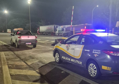 Ve&iacute;culo alugado e n&atilde;o devolvido h&aacute; meses foi apreendido na SP-330