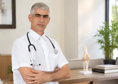 Dr. Alberto Zogbi Filho falar&aacute; sobre menopausa, andropausa, preven&ccedil;&atilde;o e a import&acirc;ncia da atividade f&iacute;sica
