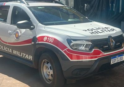 Suspeitos foram interceptados por comerciante local; perfumes, incensos e caf&eacute; tipo exporta&ccedil;&atilde;o foram recuperados