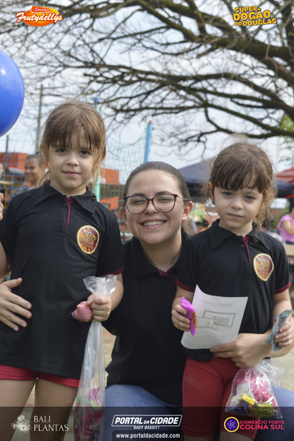 2&ordf; Festa das Crian&ccedil;as dos Com&eacute;rcios do Colina Sul