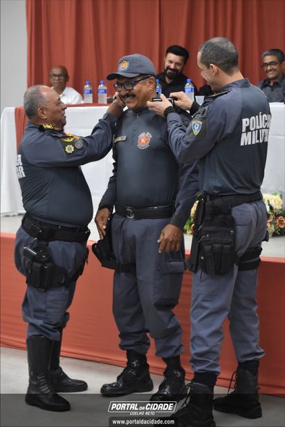 Solenidade para promo&ccedil;&atilde;o de oficiais e pra&ccedil;as do 44&ordm; da Batalh&atilde;o da Pol&iacute;cia Militar