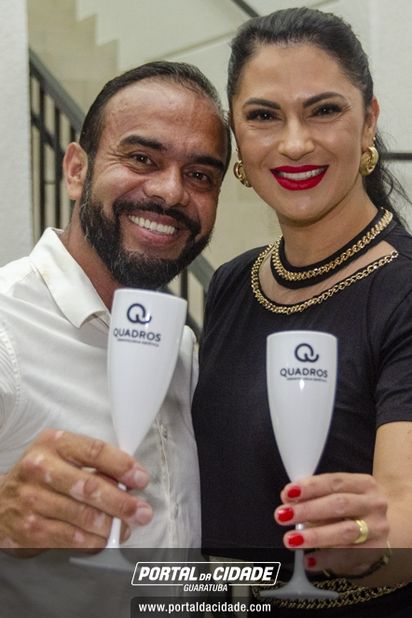 Inaugura&ccedil;&atilde;o da Quadros Odontologia e Sa&uacute;de em Itapo&aacute;-SC