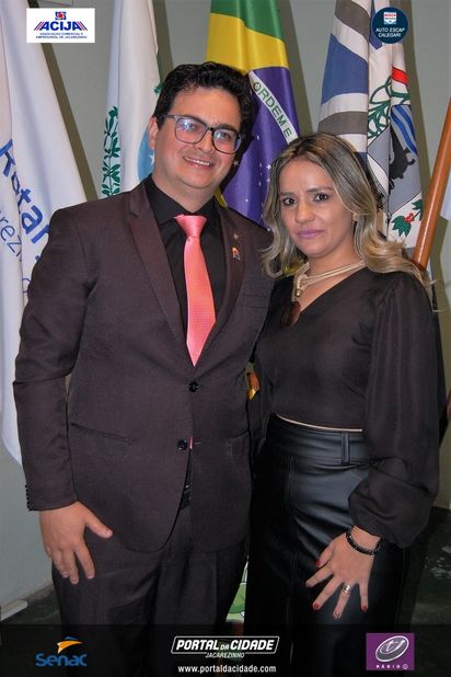 Bruno Guideli toma posse como presidente do Rotary Club de Jacarezinho