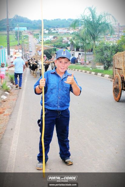 13&ordm; Desfile de Carro de Boi em Nova Resende