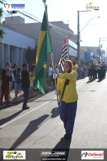 DESFILE C&Iacute;VICO &ndash; 132 ANOS DE RIO DAS PEDRAS