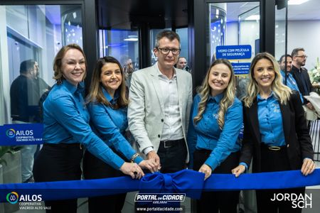 Inaugura&ccedil;&atilde;o do Posto de Atendimento da Viacredi Alto Vale