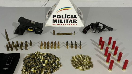 Homens São Presos Por Porte Ilegal De Armas De Fogo Em Ipatinga 4907