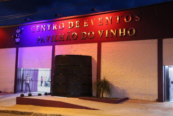 1ª Festa das Flores de Andradas terá programação no Pavilhão do Vinho