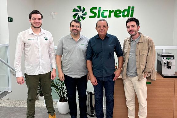 Sicredi UniEstados renova patroc&iacute;nio &agrave; Caldense para temporada 2026