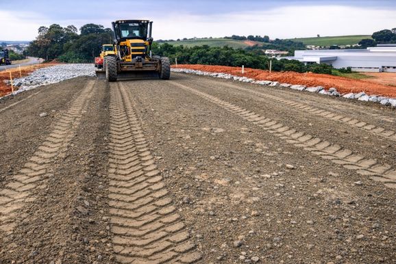 Obras voltam a causar restri&ccedil;&otilde;es em rodovias da regi&atilde;o nesta semana