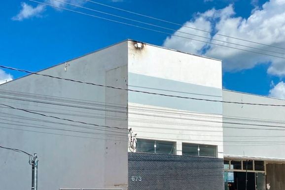 Trabalhador morre ap&oacute;s choque el&eacute;trico seguido de queda em Andradas