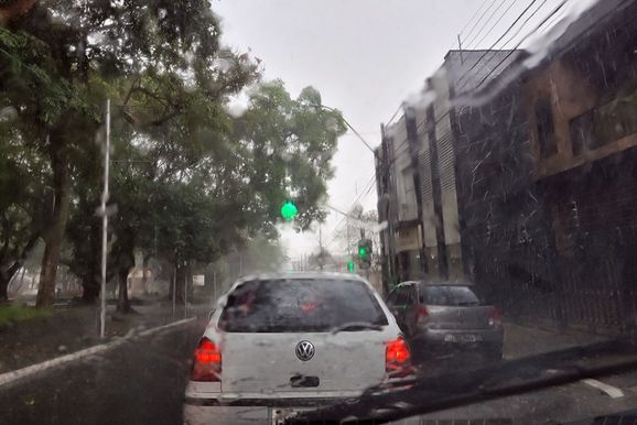 Inmet emite alerta para tempestade em Andradas e regi&atilde;o neste fim de semana