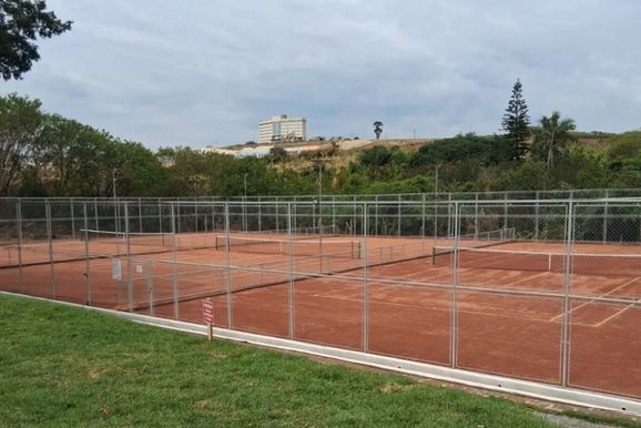 Telemidia Open de Duplas de T&ecirc;nis ter&aacute; 6&ordm; edi&ccedil;&atilde;o beneficente em Andradas