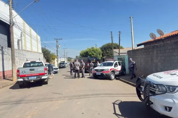 Homem morre ap&oacute;s ser baleado por sobrinho durante desentendimento familiar
