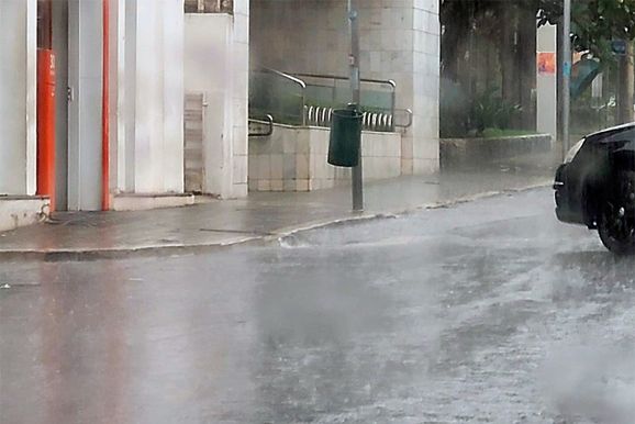 Inmet emite novo alerta para chuvas intensas com risco potencial em Andradas e regi&atilde;o