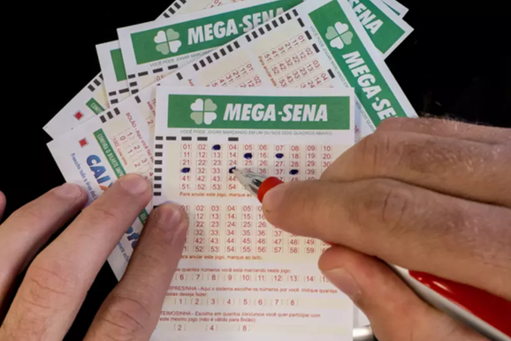 Mega-Sena acumulada em R$ 14,6 milh&otilde;es tem aposta ganhadora em Andradas