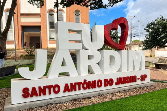 Prefeitura de Santo Ant&ocirc;nio do Jardim lan&ccedil;a concurso p&uacute;blico para diversas &aacute;reas