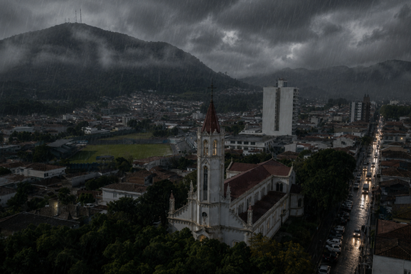 Inmet emite alerta de tempestade para Andradas e regi&atilde;o nesta quarta-feira