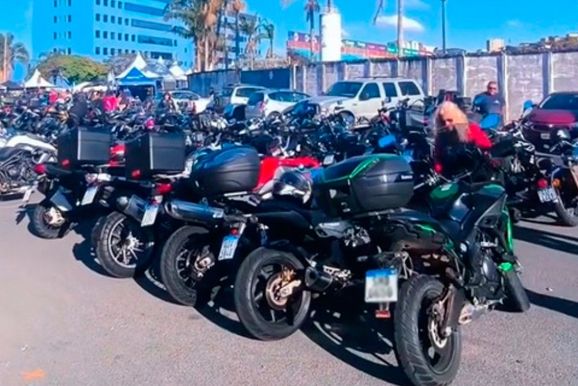 Moto Po&ccedil;os Festival come&ccedil;a nesta sexta com expectativa de atrair milhares de visitantes