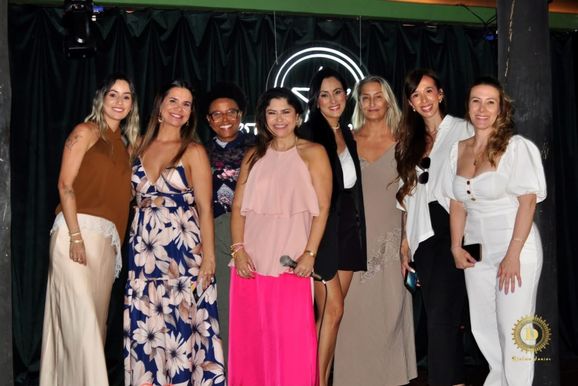 Resenha da Beleza re&uacute;ne mais de 130 mulheres em um dia de conex&otilde;es, beleza e inspira&ccedil;&atilde;o