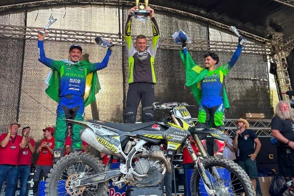 Piloto de Atibaia vence desafio considerado imposs&iacute;vel no motocross na B&eacute;lgica