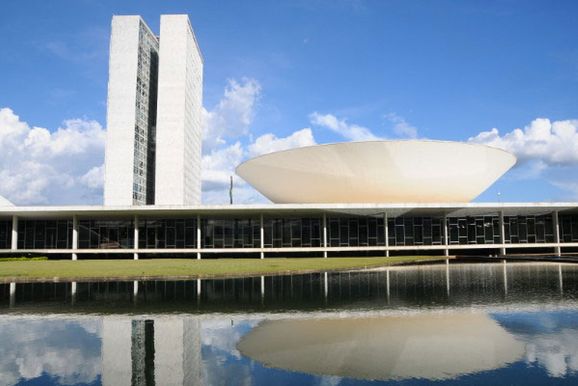 Prefeito Rodrigo se re&uacute;ne com Deputado Carlos Zarattini em Bras&iacute;lia