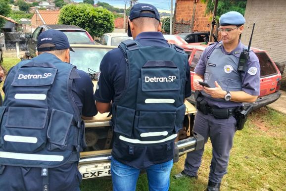 Opera&ccedil;&atilde;o Desmanche interdita dois estabelecimentos irregulares 