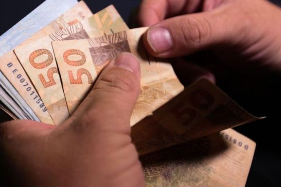 5 Passos para te ajudar a pagar as d&iacute;vidas 