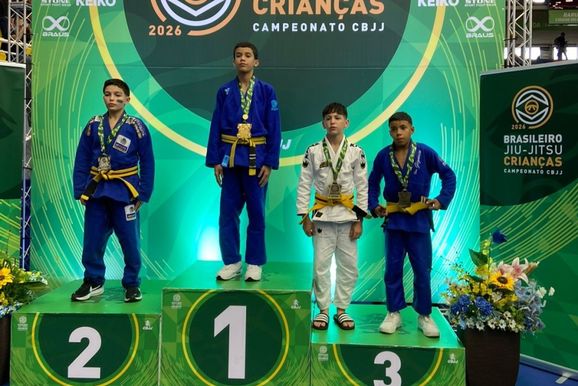 Jovem de Brumadinho conquista t&iacute;tulo no Campeonato Brasileiro de Jiu-Jitsu