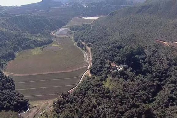 Brumadinho tem quatro estruturas entre as 21 barragens de minera&ccedil;&atilde;o embargadas em MG