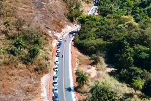 Brumadinho inaugura estrada pavimentada que conecta Aranha, Suzana e Palhano
