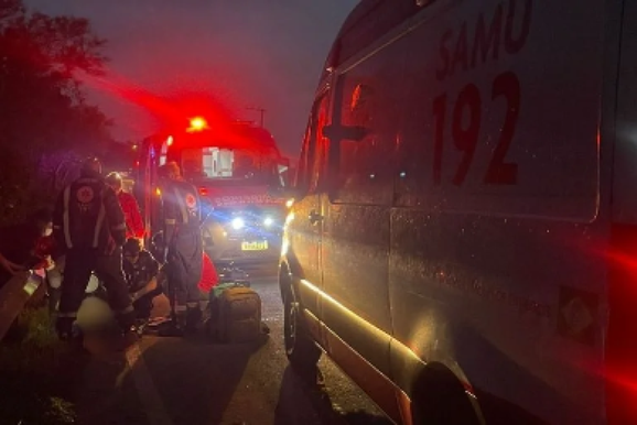 Motociclista morre ap&oacute;s sofrer queda em rodovia de Ilhota