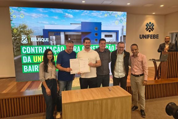 Prefeitura anuncia pacote de investimentos em infraestrutura, sa&uacute;de e tecnologia