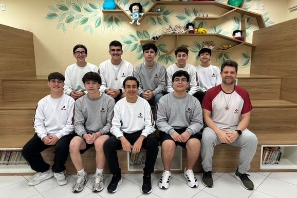 Alunos do Col&eacute;gio S&atilde;o Luiz embarcam para interc&acirc;mbio no Canad&aacute;