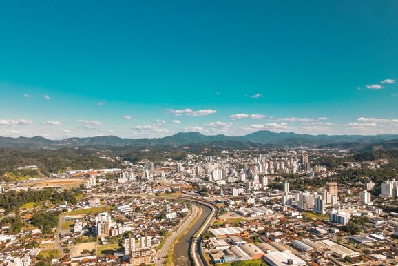 Brusque chega &agrave; melhor posi&ccedil;&atilde;o da hist&oacute;ria em ranking de competitividade dos munic&iacute;pios