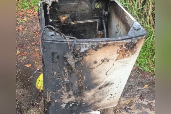 Eletrodom&eacute;stico desgastado pega fogo dentro de resid&ecirc;ncia no Limeira Baixa