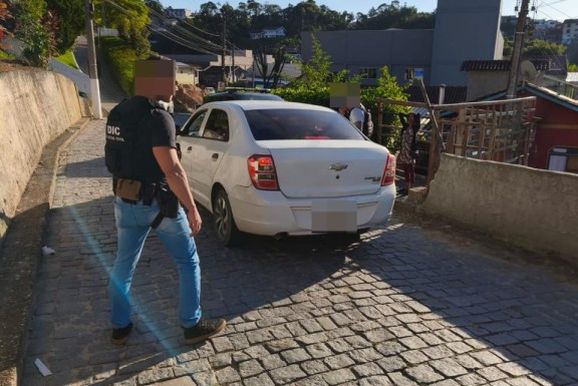 Homem &eacute; preso por tr&aacute;fico ap&oacute;s a&ccedil;&atilde;o da Pol&iacute;cia Civil no bairro &Aacute;guas Claras