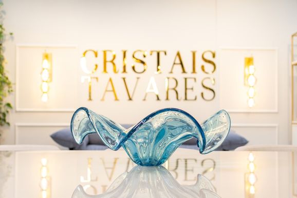 Cristais Murano t&ecirc;m at&eacute; 70% de desconto em setembro nas lojas da Cristais Tavares