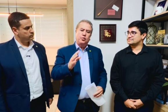 Mikael solicita R$ 500 mil ao deputado Jonas Donizette para a Santa Casa de Buritama