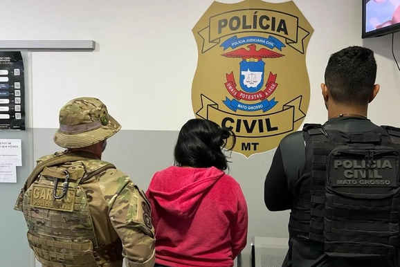 Mulher suspeita de envolvimento em 3 execu&ccedil;&otilde;es em Nova Andradina &eacute; presa no MT