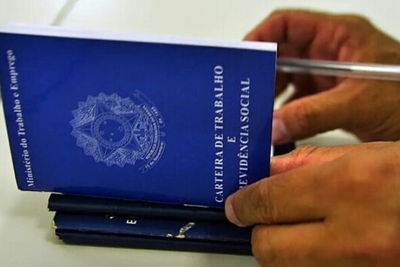 Desemprego cai a 2,7% e MS tem 3&ordm; maior percentual de carteira assinada