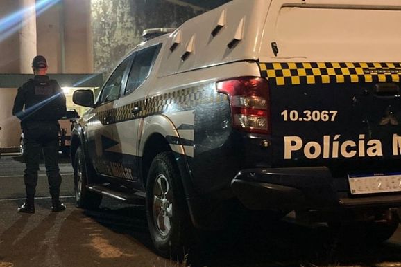 Homem &eacute; detido ap&oacute;s amea&ccedil;ar o pr&oacute;prio pai durante discuss&atilde;o em Caarap&oacute;