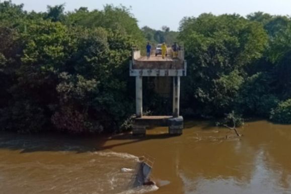 Ponte que caiu e matou caminhoneiro em MS vai passar por per&iacute;cia