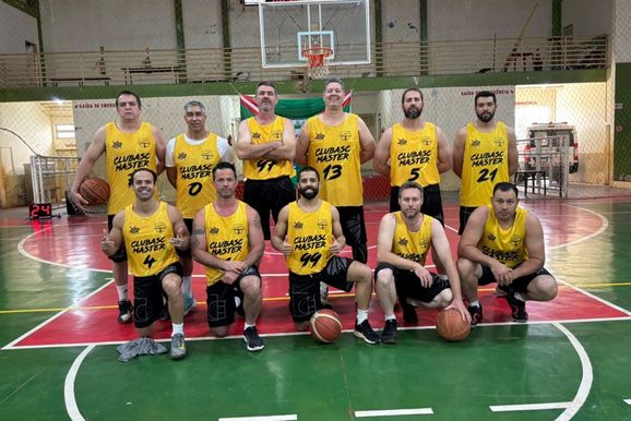 Caarap&oacute; abre 2&ordf; Ta&ccedil;a Professor Eg&iacute;dio Fernandes de Basquetebol com partidas de alto n&iacute;vel