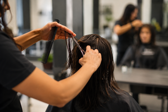 Caarap&oacute; ter&aacute; workshop gratuito sobre forma&ccedil;&atilde;o de pre&ccedil;os para sal&otilde;es de beleza